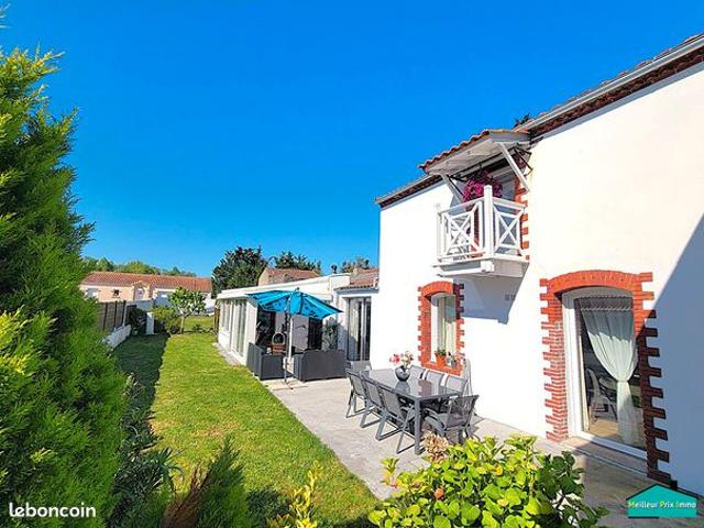 Maison 7 pièces 219 m²