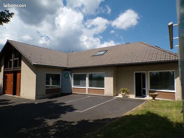 Maison 7 pièces 219 m²