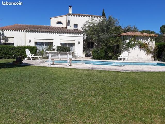 Maison 7 pièces 219 m²