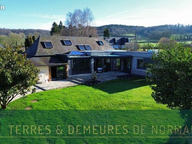 Maison 7 pièces 219 m²