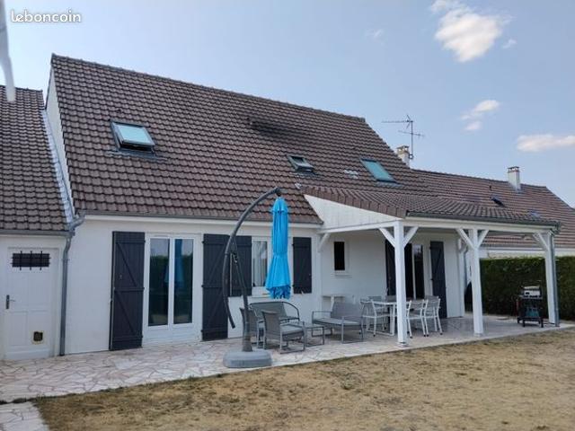 Maison 7 pièces 219 m²