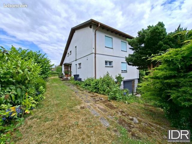 Maison 7 pièces 219 m²