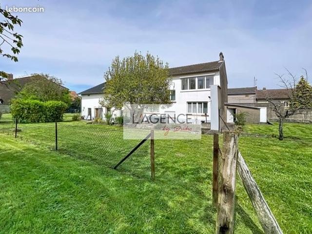 Maison 7 pièces 219 m²