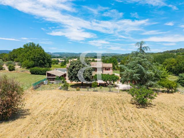Maison 7 pièces 210 m²