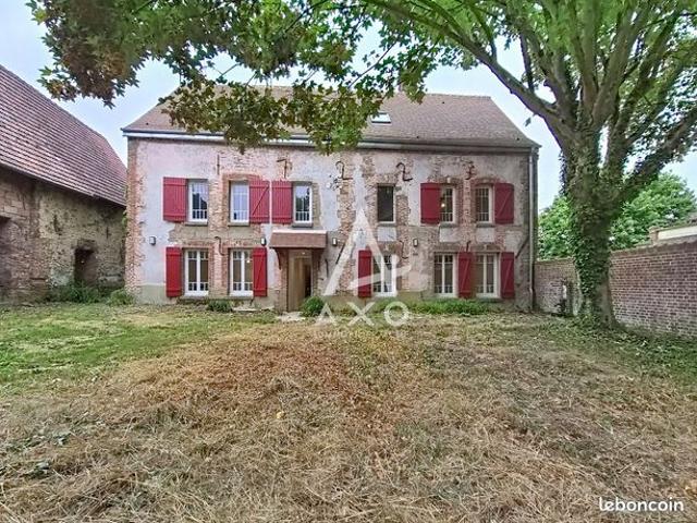 Maison 7 pièces 210 m²