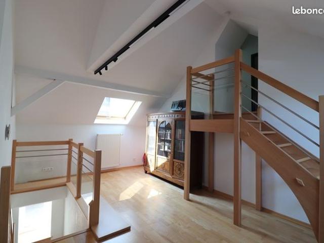Maison 7 pièces 210 m²