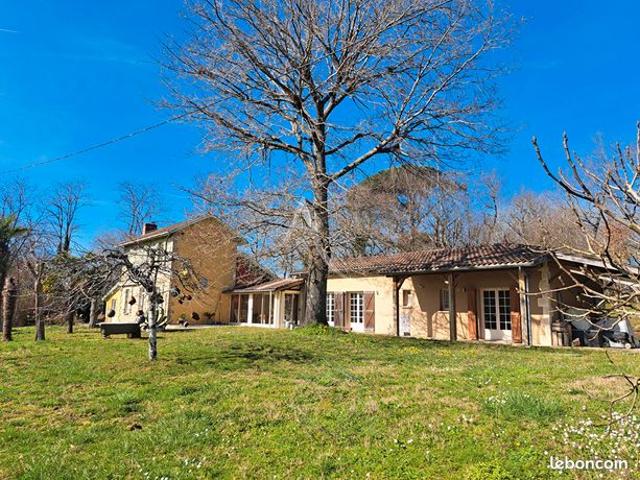 Maison 7 pièces 210 m²