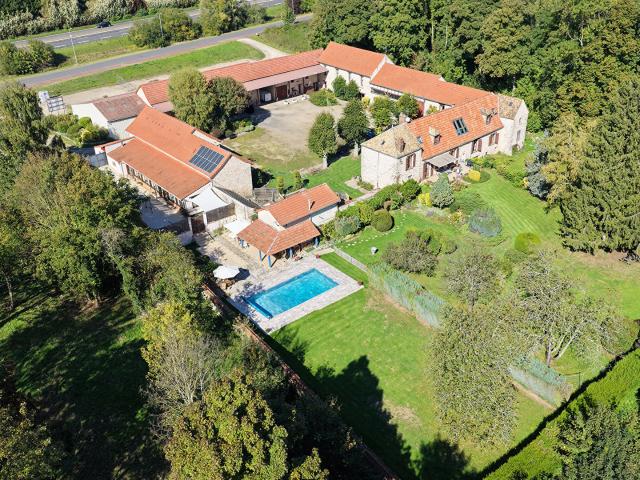 Maison 7 pièces 210 m²