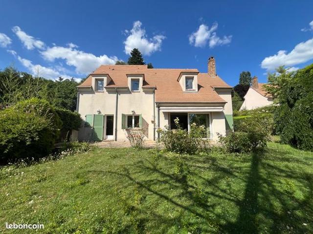 Maison 7 pièces 210 m²