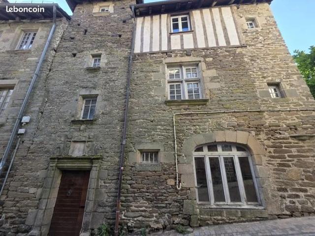 Maison 7 pièces 210 m²