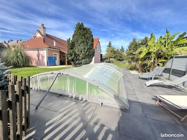 Maison 7 pièces 210 m²