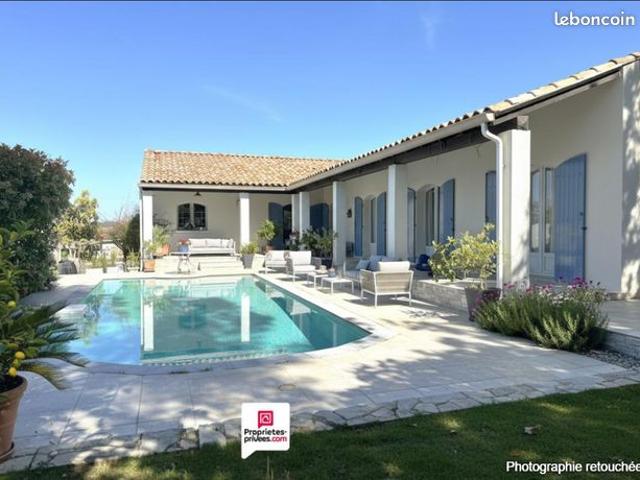 Maison 7 pièces 210 m²