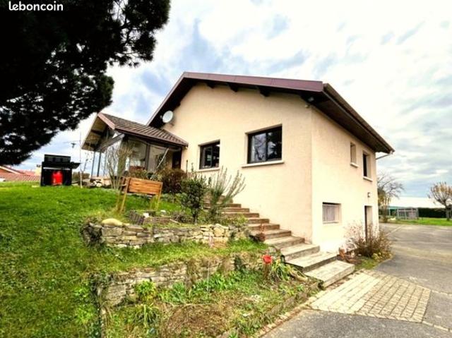 Maison 7 pièces 210 m²