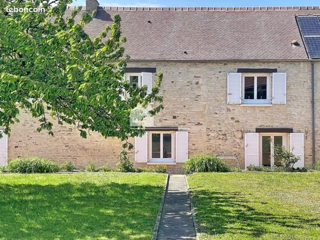 Maison 7 pièces 210 m²