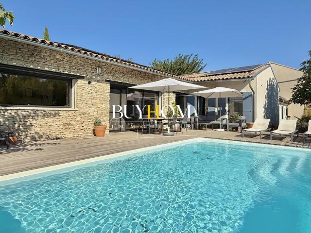 Maison 7 pièces 210 m²