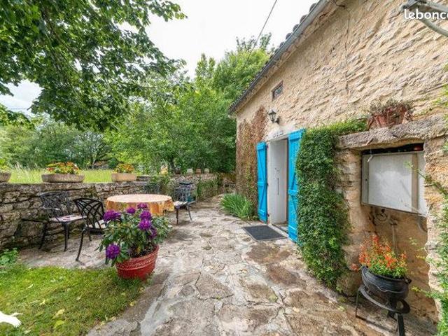 Maison 7 pièces 210 m²