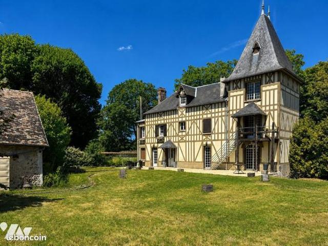 Maison 7 pièces 210 m²
