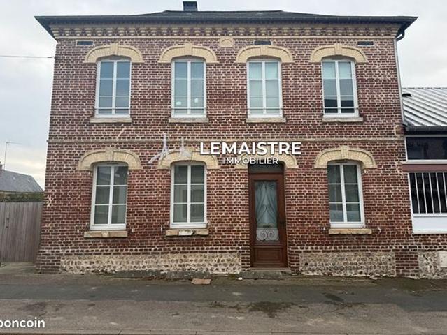 Maison 7 pièces 210 m²