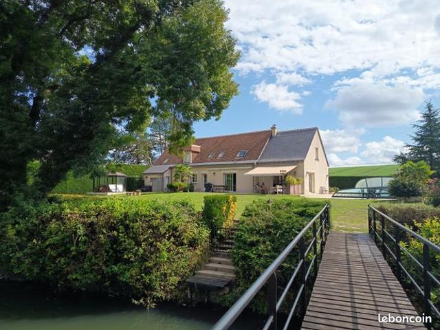 Maison 7 pièces 210 m²