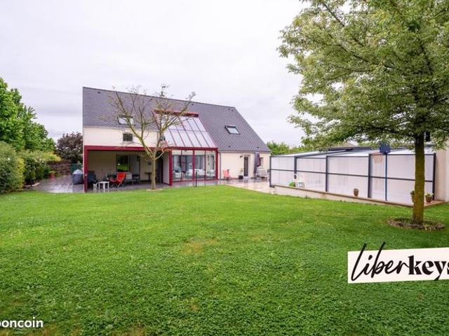 Maison 7 pièces 210 m²