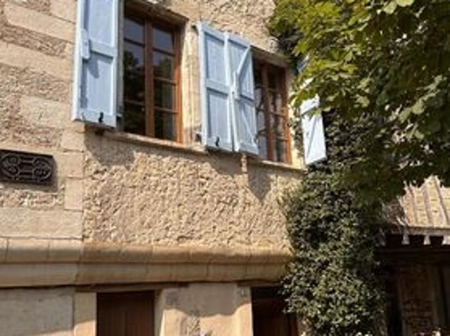 Maison 7 pièces 210 m²
