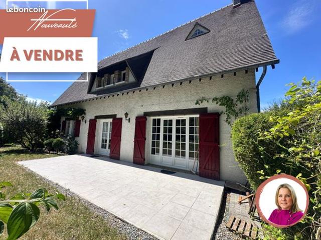 Maison 7 pièces 210 m²