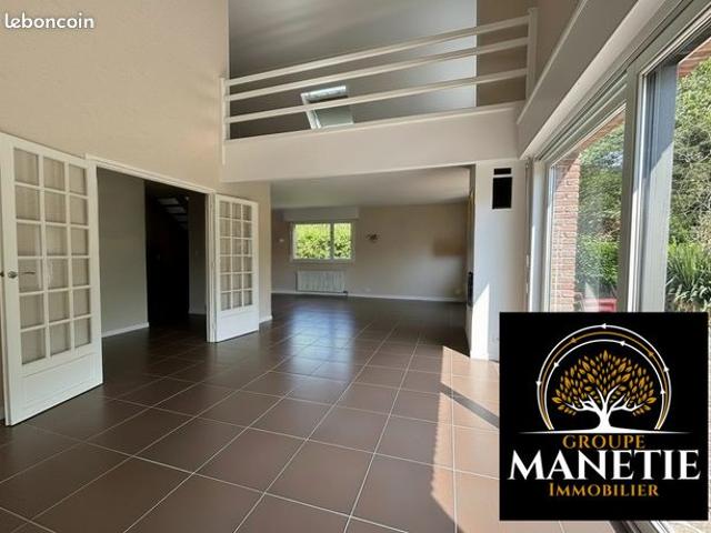 Maison 7 pièces 210 m²
