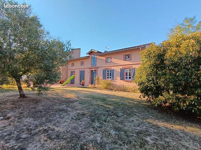 Maison 7 pièces 210 m²