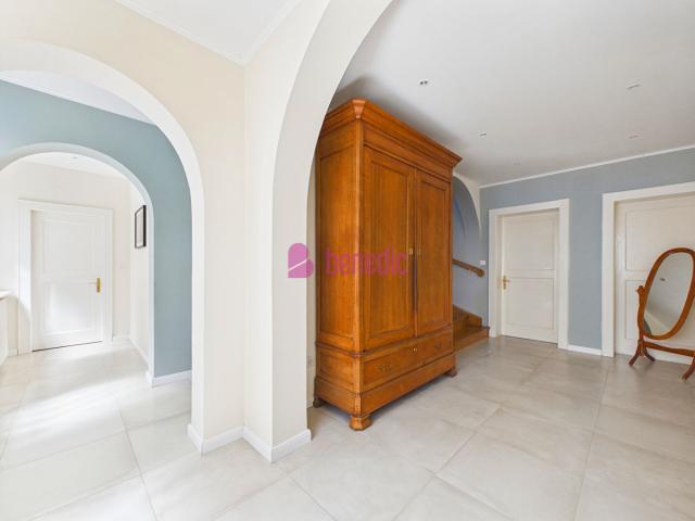 Maison 7 pièces 210 m²