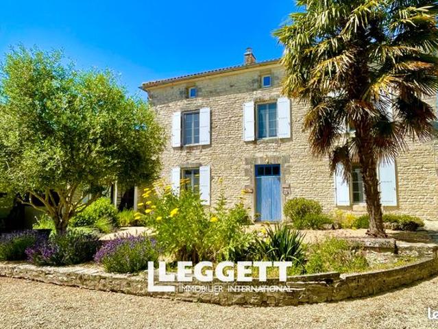 Maison 7 pièces 210 m²