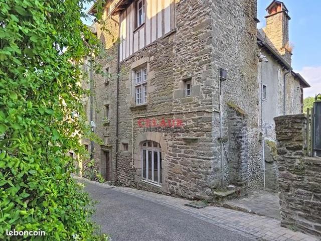 Maison 7 pièces 210 m²