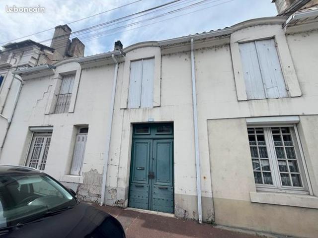 Maison 7 pièces 210 m²