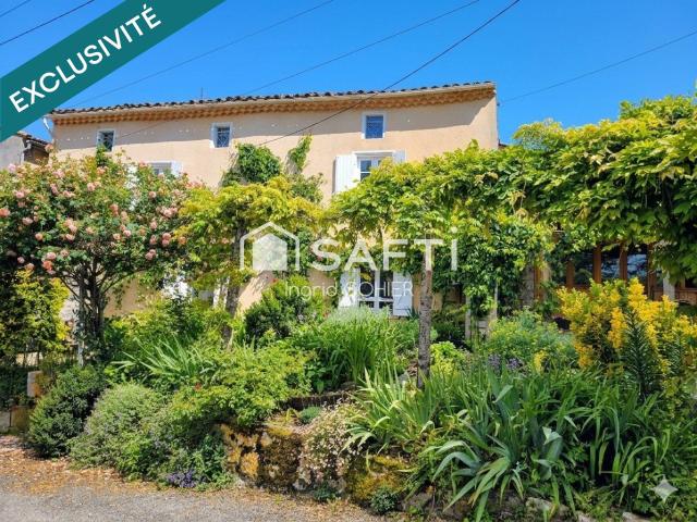 Maison 7 pièces 210 m²