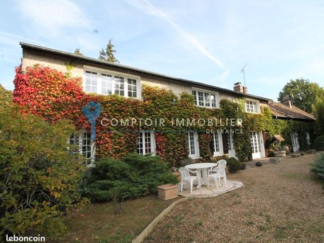 Maison 7 pièces 210 m²