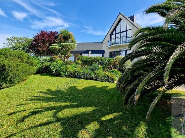 Maison 7 pièces 240 m²