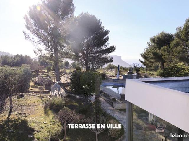 Maison 7 pièces 210 m²