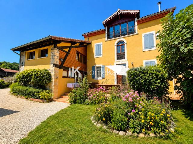 Maison 7 pièces 210 m²