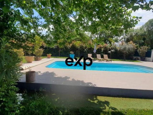 Maison 7 pièces 210 m²