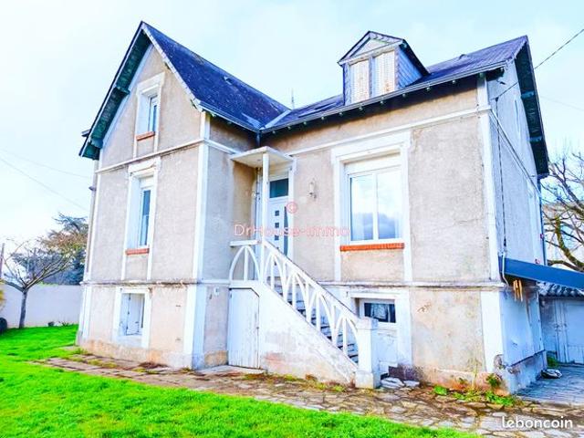 Propriété 7 pièces 210 m²