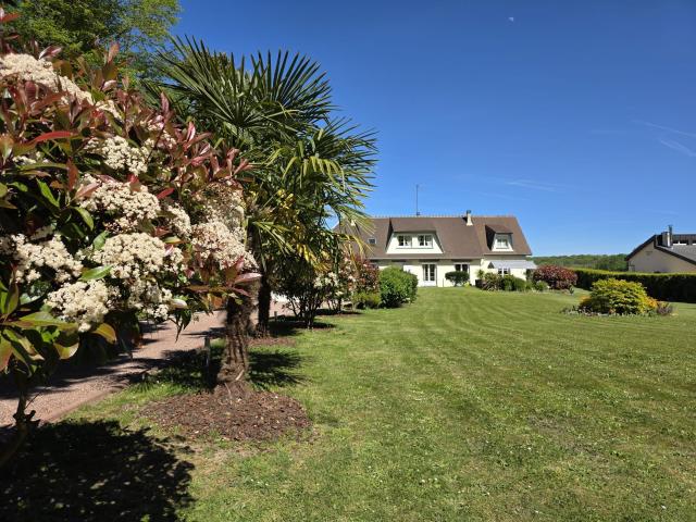 Maison 7 pièces 210 m²