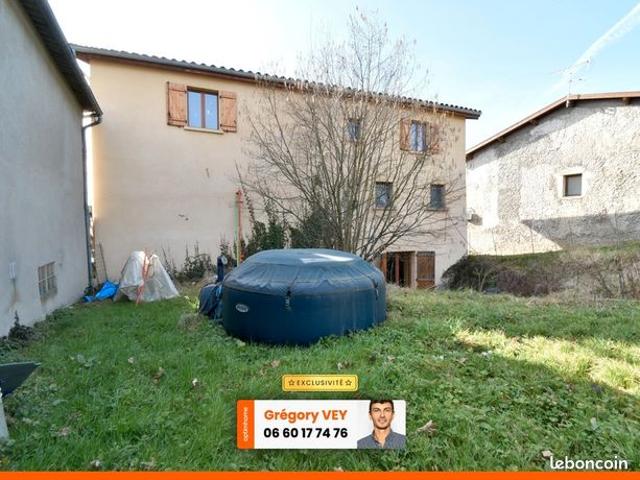 Maison 7 pièces 210 m²