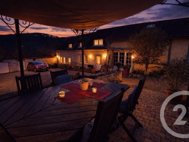Maison 7 pièces 210 m²