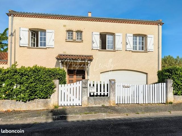 Maison 7 pièces 211 m²