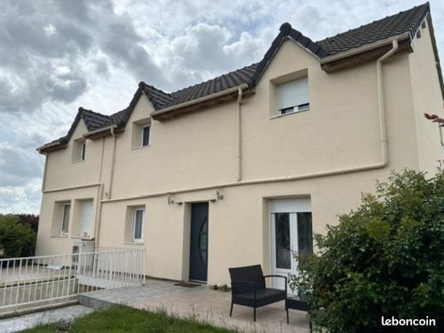Maison 7 pièces 211 m²