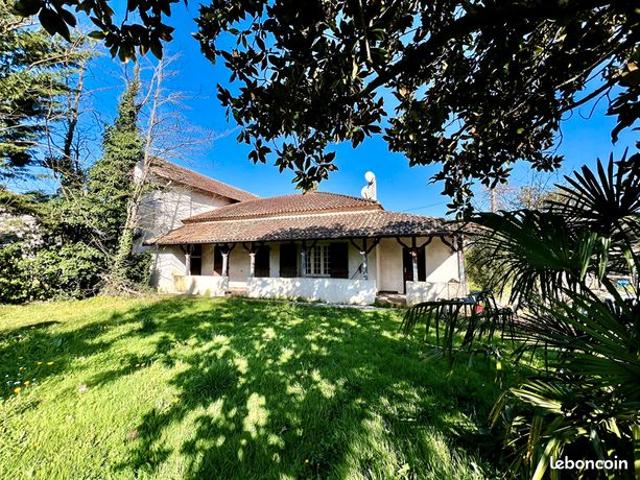 Maison 7 pièces 211 m²