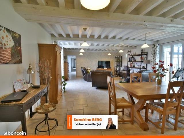 Maison 7 pièces 211 m²