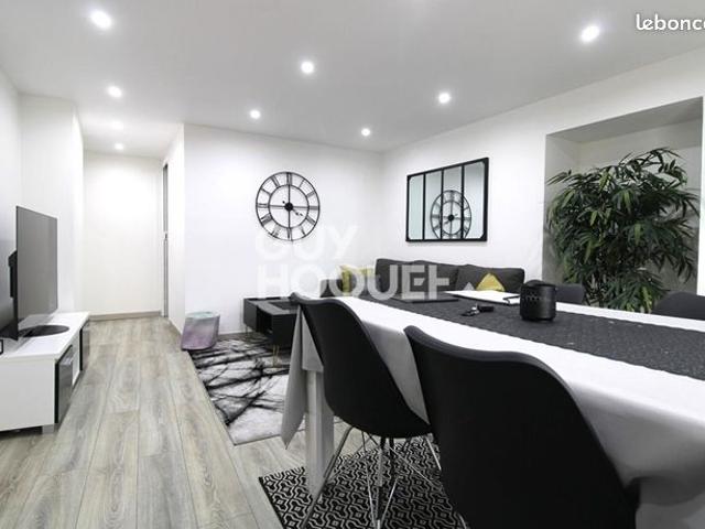 Maison 7 pièces 211 m²