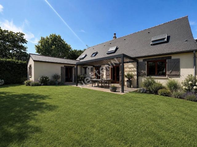 Maison 7 pièces 212 m²