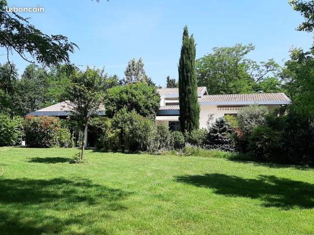 Maison 7 pièces 212 m²