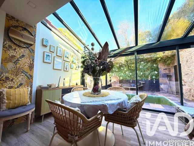 Maison 7 pièces 212 m²